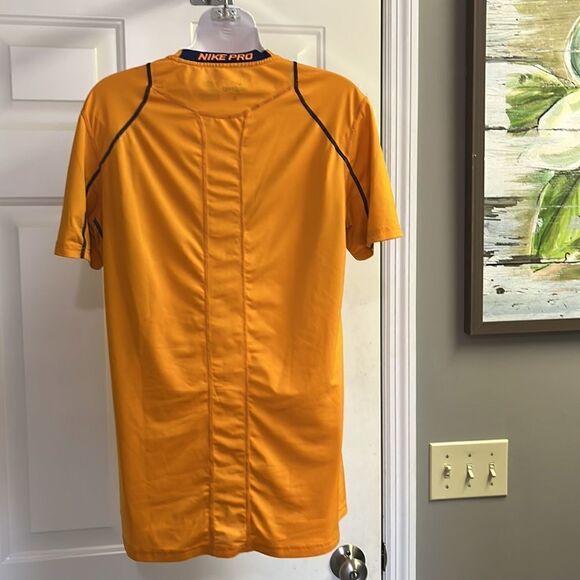 Nike Pro Dri-FIT Men's Bright Orange Short Sleeve Gym Training FITTED Shirt- Med - Picture 6 of 9